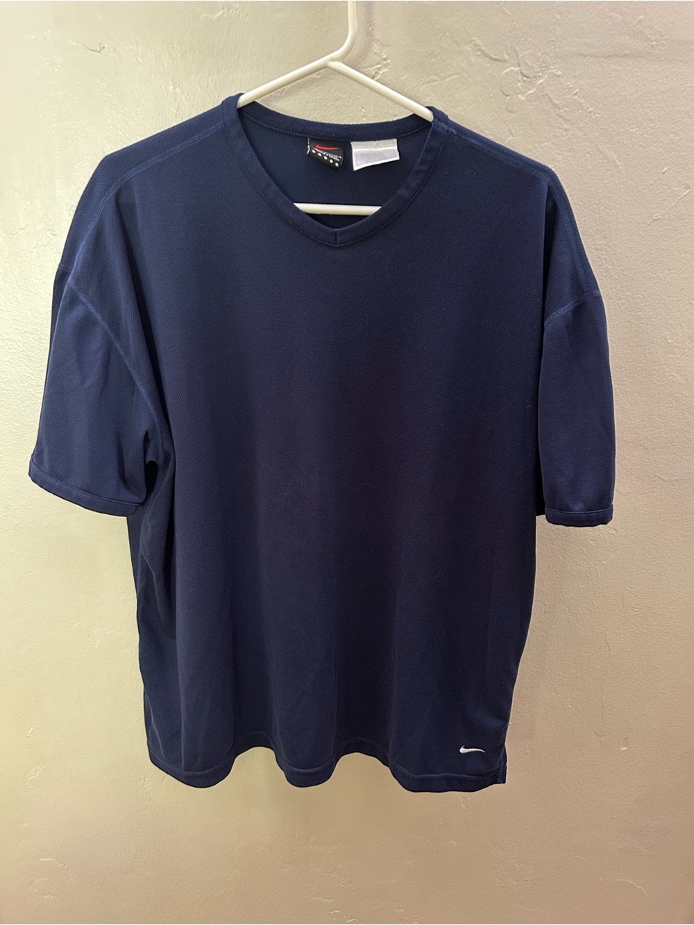 Nike Men’s Navy Blue Short-Sleeve Athletic Tee